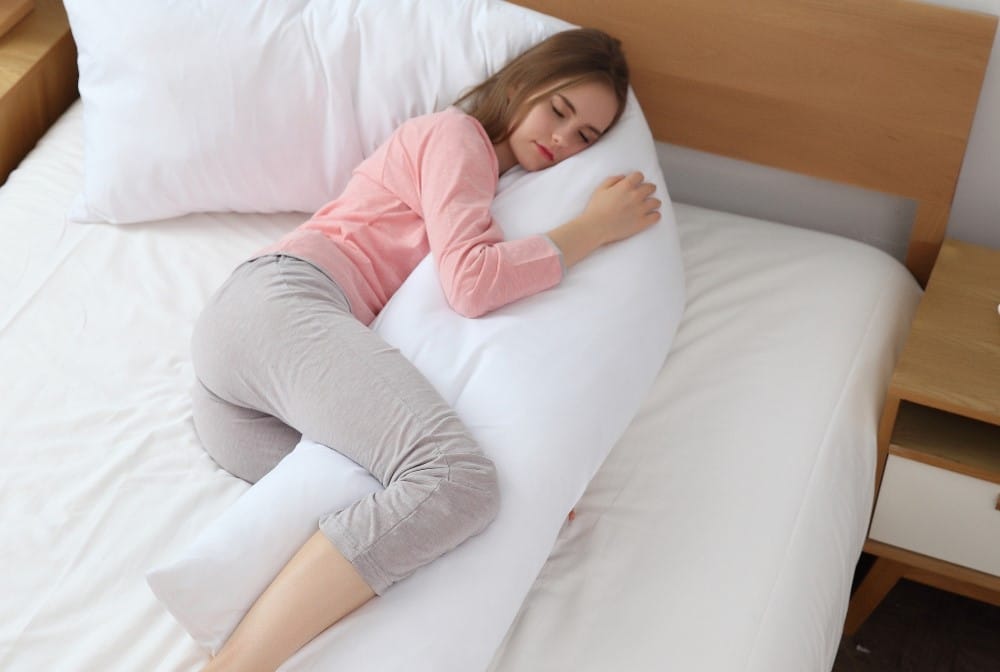 7 Best Body Pillows for the Most Relaxing Sleep Ever