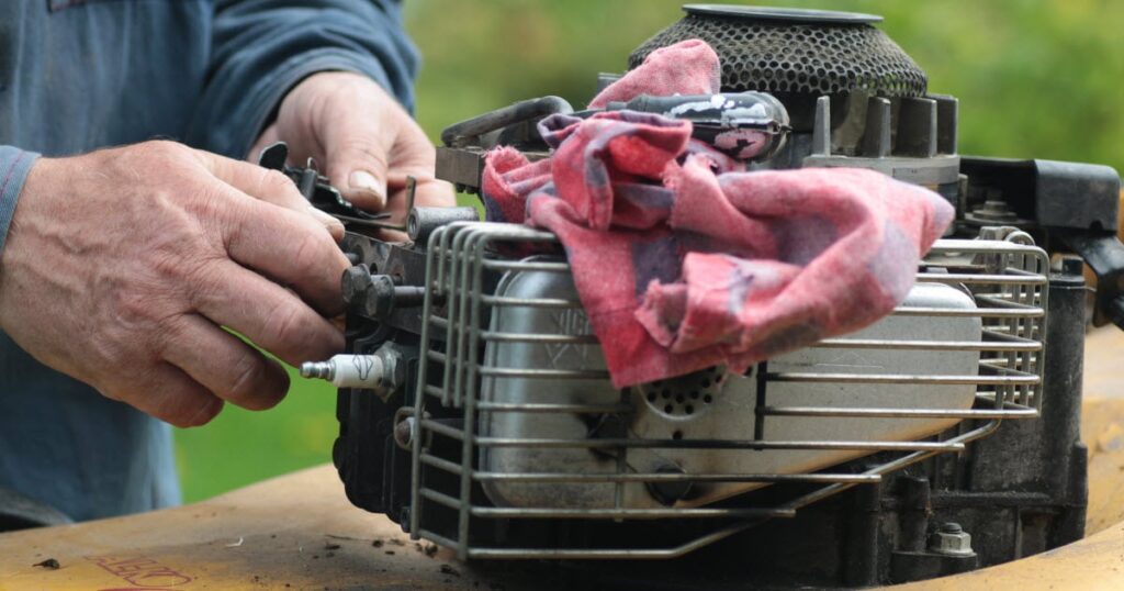 How To Clean Lawn Mower Carburetor: Tips and Tricks