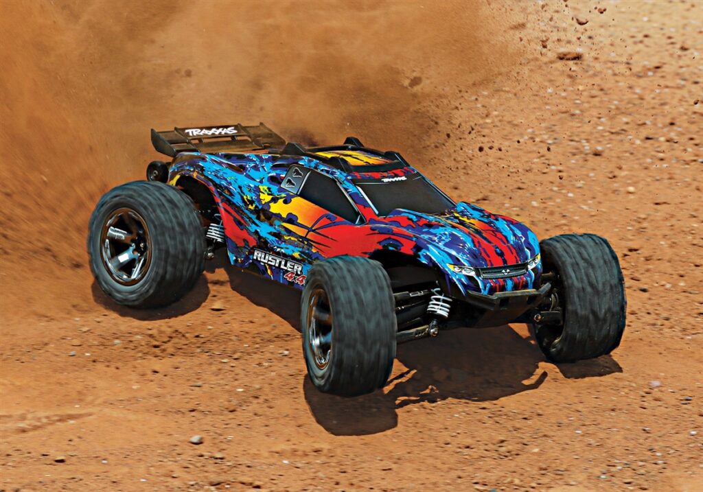 5 Best RC Cars under $200 – Reviews and Buying Guide