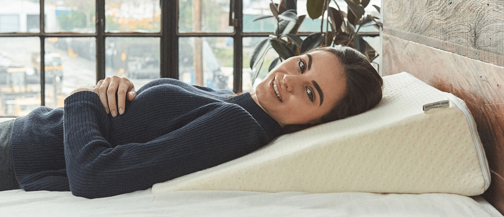 7 Best Pillows for Sleep Apnea: Keep Your Airway Open and Sleep Soundly